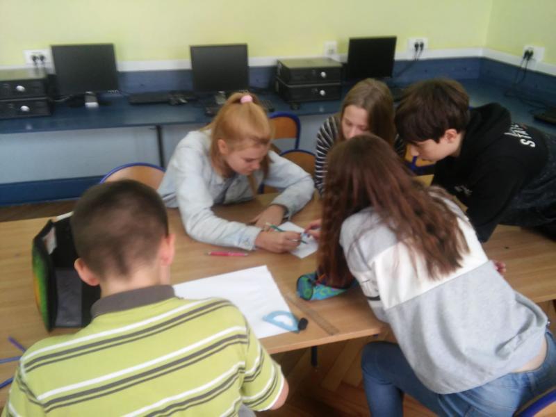 Obchody Europejskiego Tygodnia Kodowania w klasach IV - VIII Szkoły Podstawowej nr 1 w Słupsku