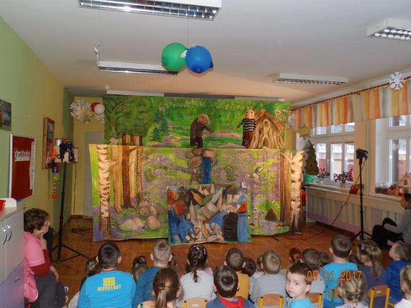 "Odwiedzając Wróżki" - teatrzyk w przedszkolu