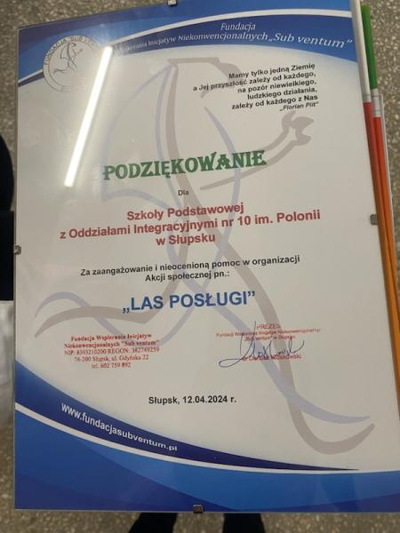 10-tka sadzi Las Posługi - podziękowanie dla szkoły