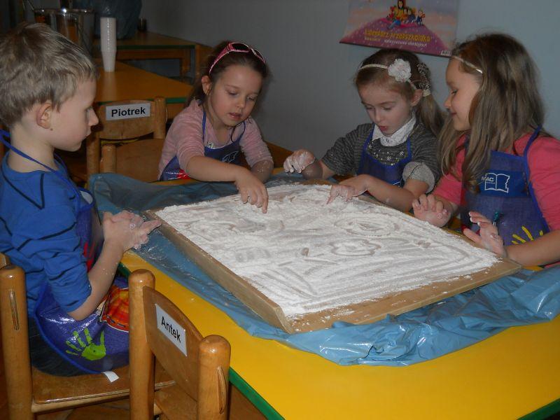 Zimowe warsztaty plastyczne; 05.02.2014