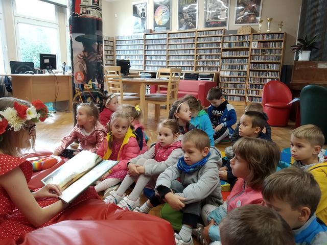 Miejska Biblioteka projekt pt.:”Czytanie na drugie śniadanie” Perełki