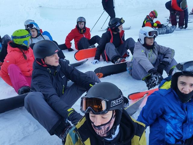 SZKOLNY OBÓZ SNOWBOARDOWO - NARCIARSKI CZARNA GÓRA 2017r w Gimnazjum nr 5 w Słupsku