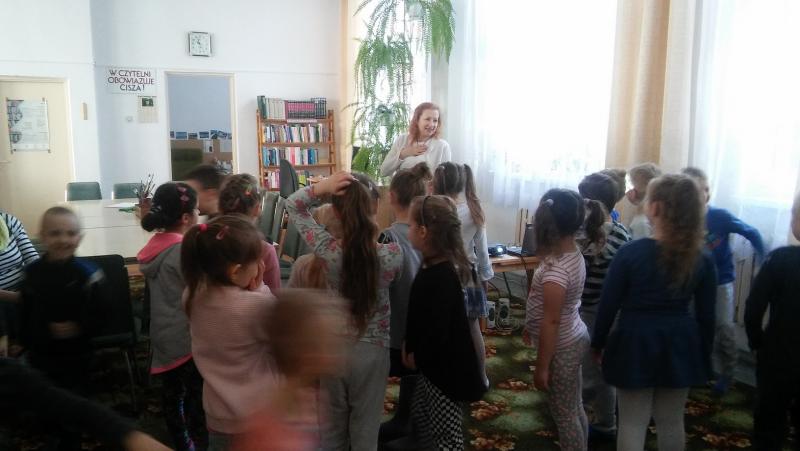 "Zajączki" w bibliotece