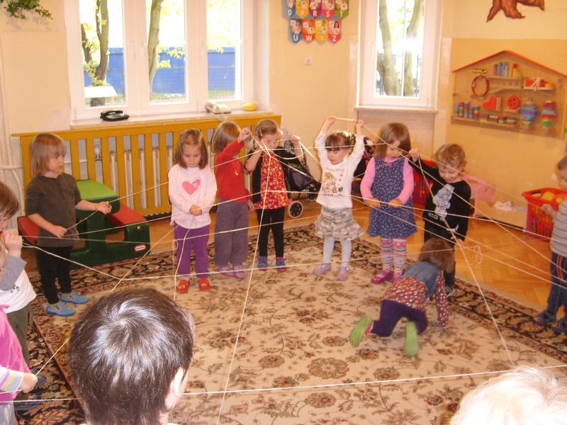 Zabawy w grupie maluszk&oacute;w - październik 2011r.