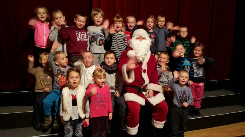 Mikołajki w teatrze - 06.12.2016 - grupa III