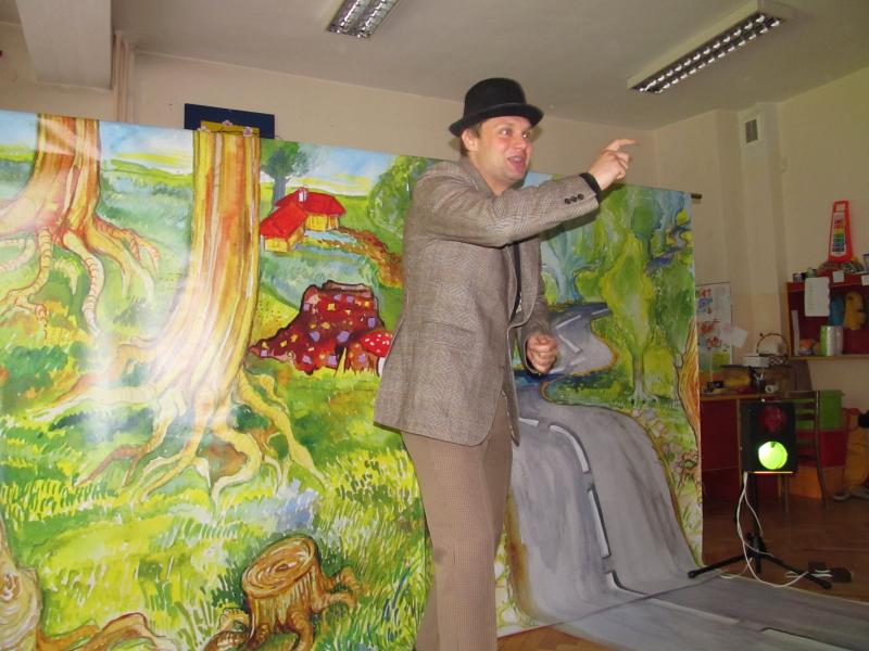 Przedstawienie "Sygnalizatorek Jacek" (teatr "GARGULEC") 06.06.2013