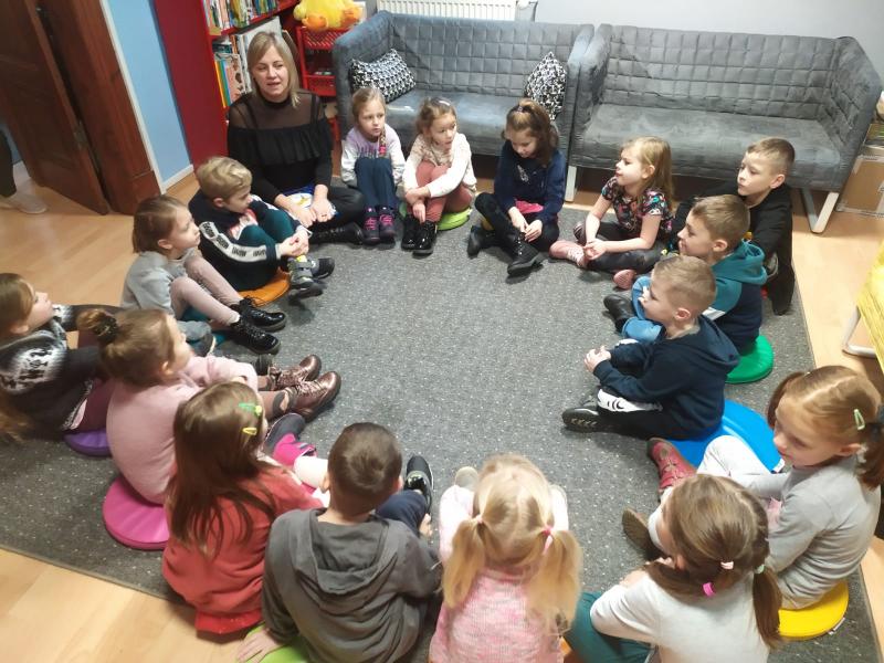 Dzień kredki w Bibliotece Miejskiej