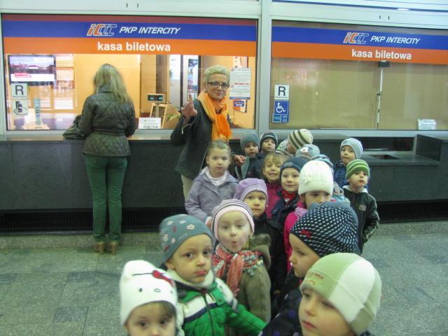 Wycieczka na dworzec kolejowy: grupa II: 25.10.2012