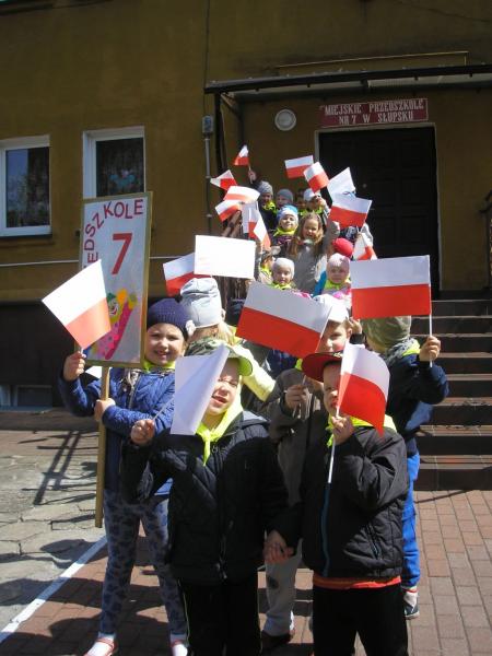Dzień flagi- gr. IV; 30-04-2015