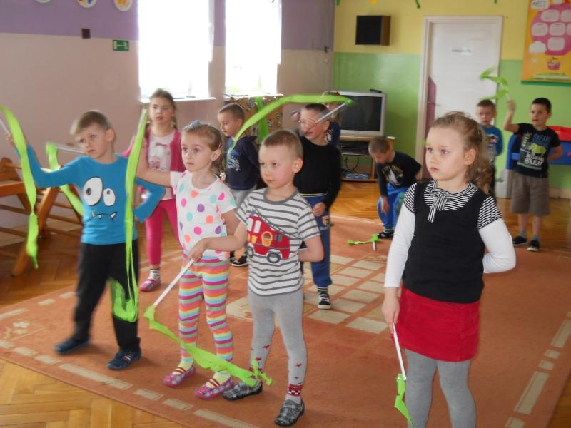 Zajęcia taneczne: gr. III; 16.04.2014