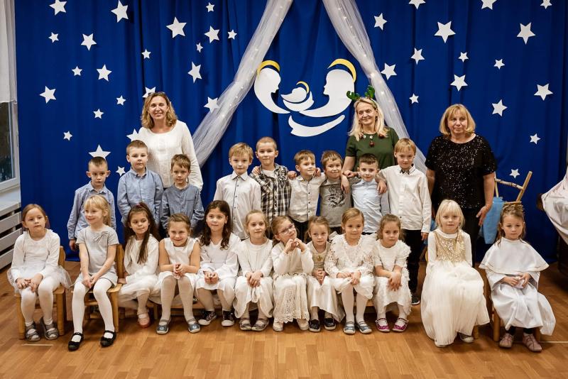 JASEŁKA w wykonaniu dzieci z grupy SOWY
