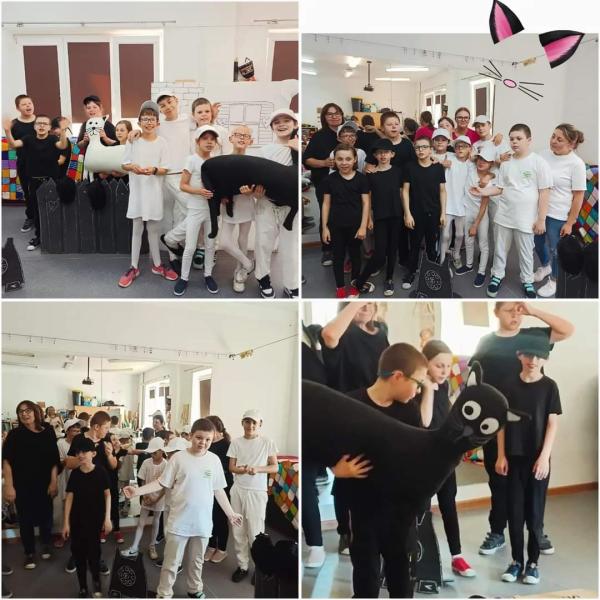 Występ grupy teatralnej Koty za płoty