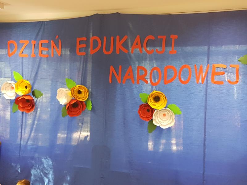 DZIEŃ EDUKACJI NARODOWEJ W PRZEDSZKOLU