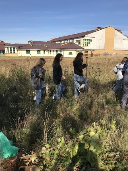 SPRZĄTANIE ŚWIATA - SKW POMOCNA DŁOŃ