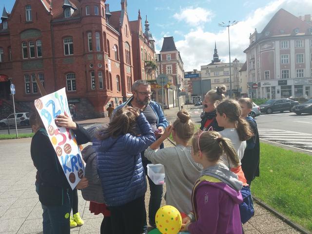 Obchody Międzynarodowego Dnia Kropki w Szkole Podstawowej nr 1 w Słupsku