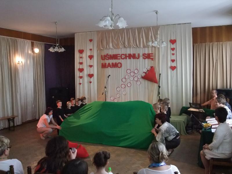 "Uśmiechnij się mamo"