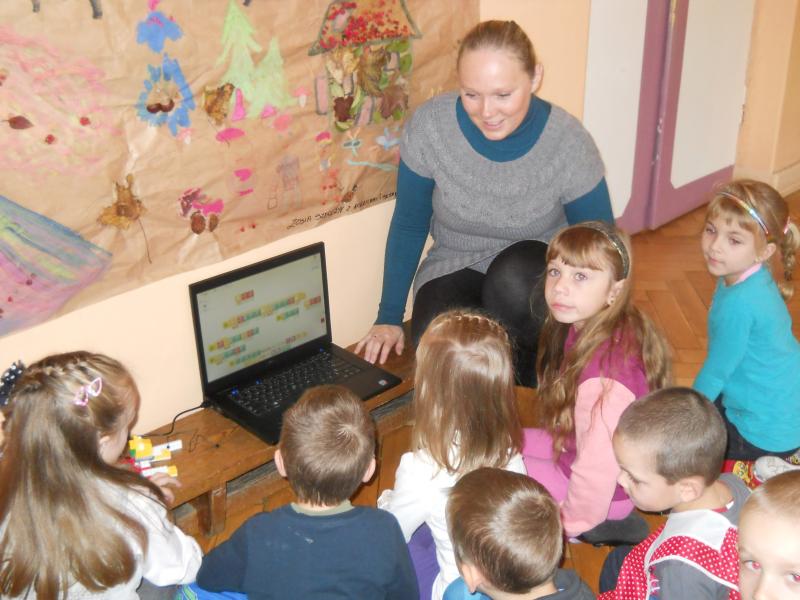 Roboludek – zabawy klockami LEGO: grupa III