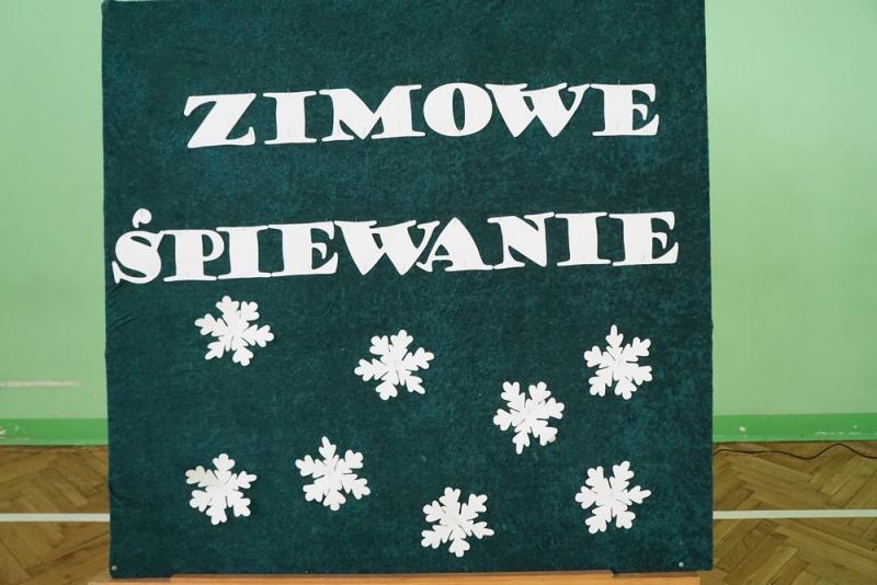 Zimowe śpiewanie w klasach I – III