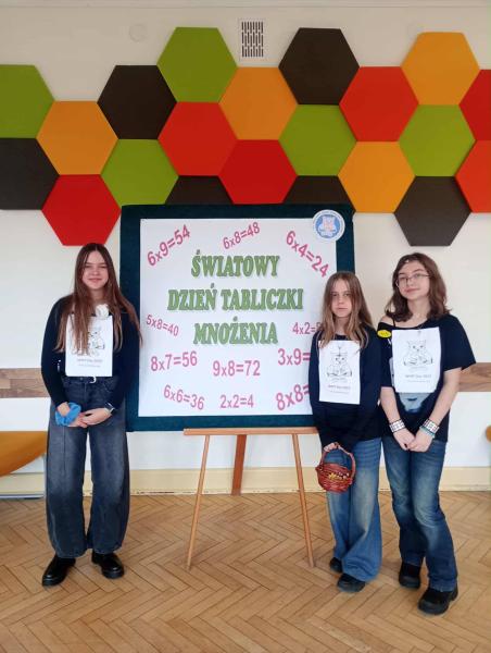 21 listopada w naszej szkole obchodziliśmy Światowy Dzień Tabliczki Mnożenia! Uczniowie zmierzyli się z r&oacute;żnorodnymi zagadkami i zadaniami.