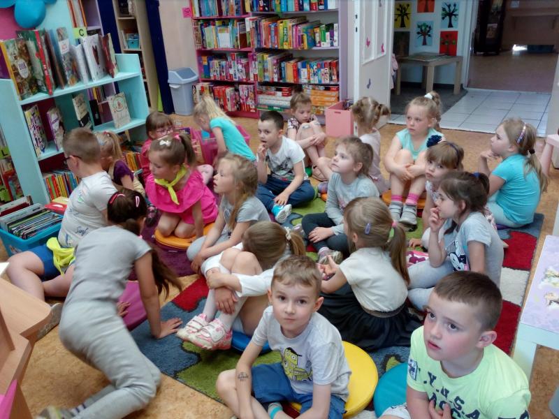 "Kotki" w bibliotece