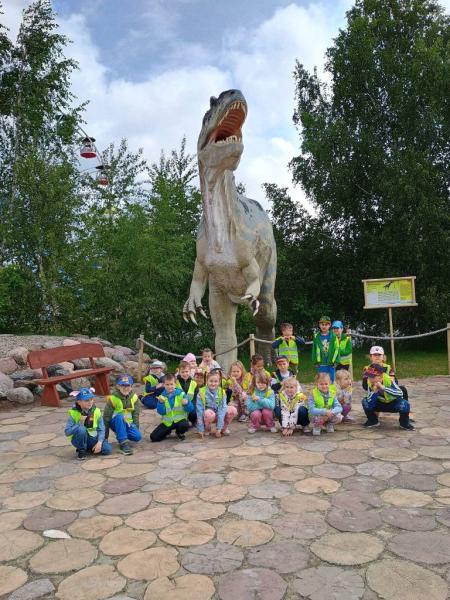 Wycieczka do Parku Dinozaur&oacute;w