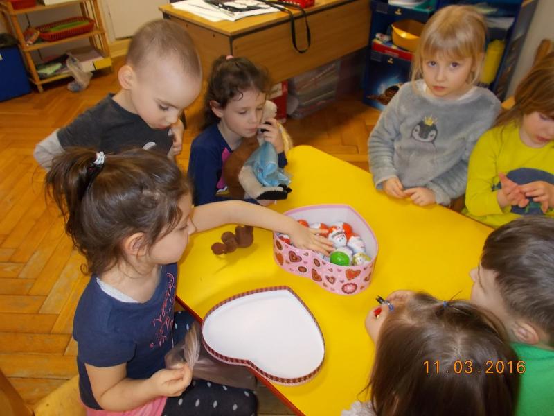 II akcja charytatywna pt. „Kup jajko z niespodzianką dla kolegi, koleżanki z ubogiej rodziny”; PM Nr 7, 15-03-2016