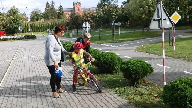 Zerówka i stalowe rumaki z "szóstki"