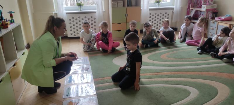 Zajęcia edukacyjne z pracownikiem PGK w grupie V
