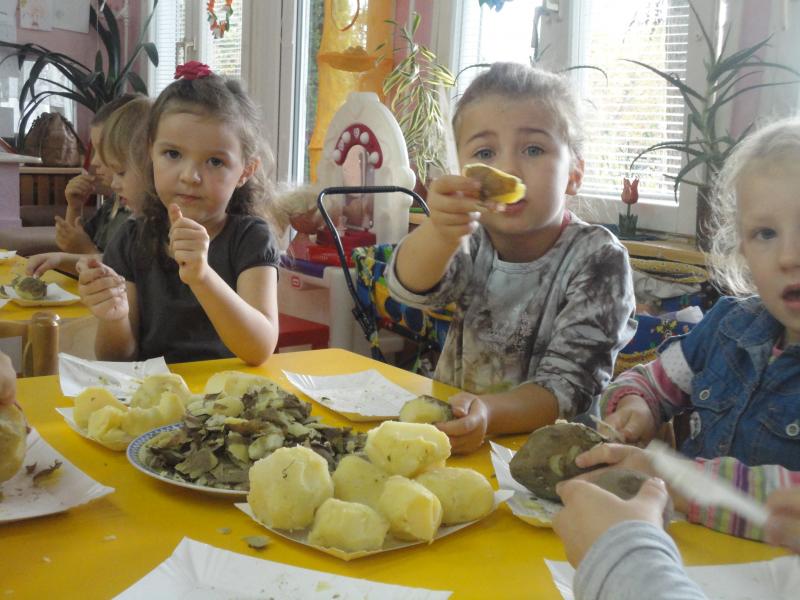DZIEŃ ZIEMNIAKA - 07. 10. 2011 r.