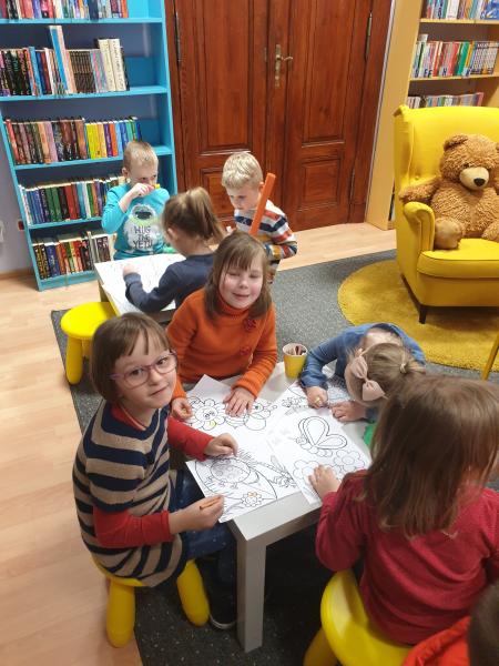 WYJSCIE DO BIBLIOTEKI GRUPA V