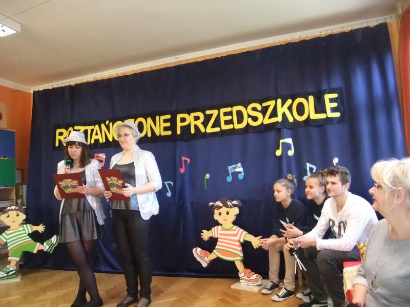 ROZTAŃCZONE PRZEDSZKOLAKI