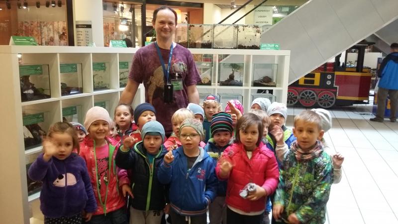 ZOO  TEAM- " Świat zwierząt w zasięgu ręki ".