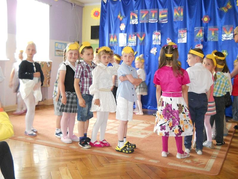 Dzień Mamy: gr. III; 28.05.2014