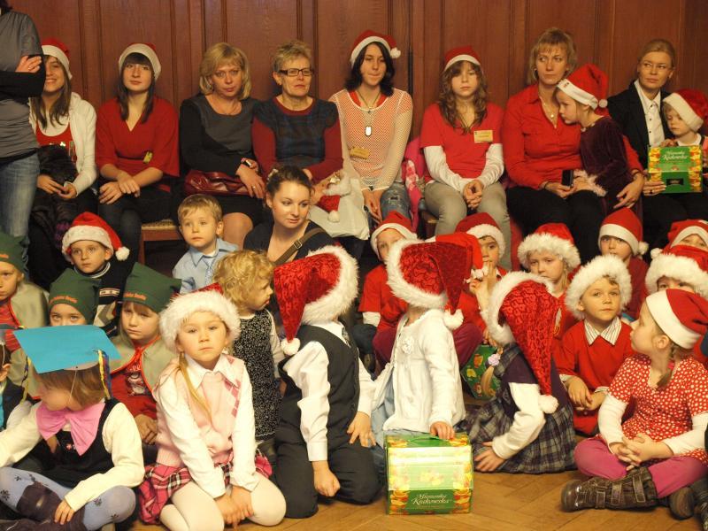 Zabawa Mikołajkowa - Ratusz, 6.12.2011 r.