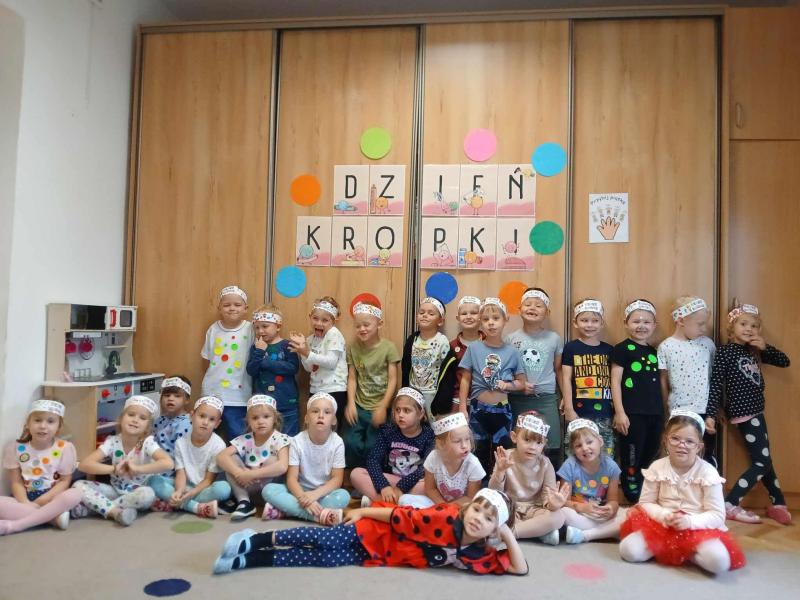 DZIEŃ KROPKI GRUPA III