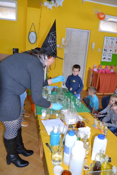 Laboratorium w "Tęczowej Dolinie"