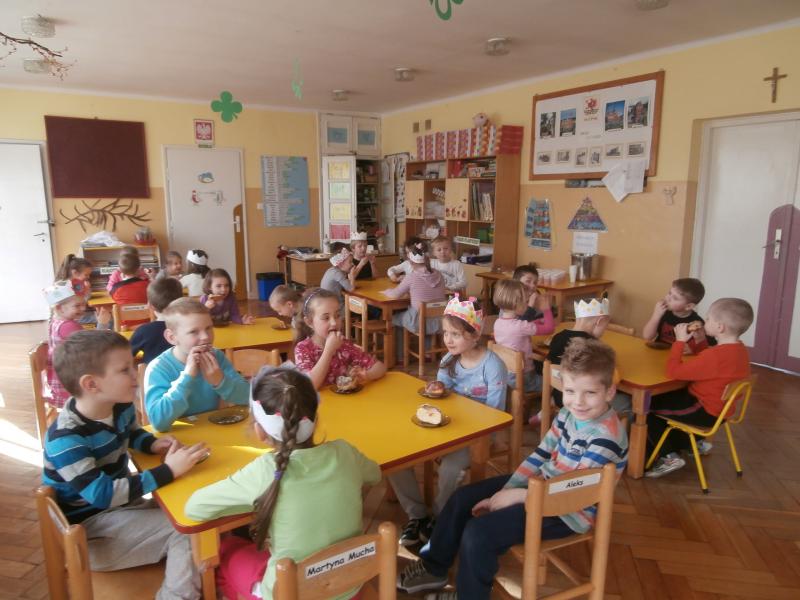 Bal Pączkowy w Grupie IV