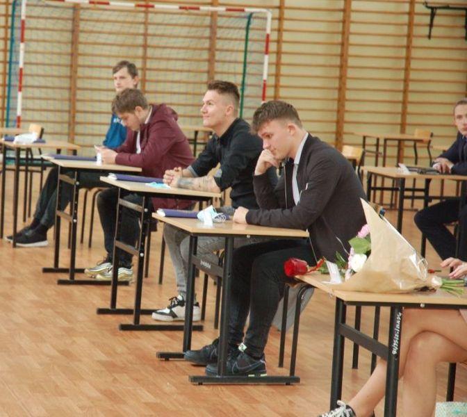 Pożegnanie maturzystów