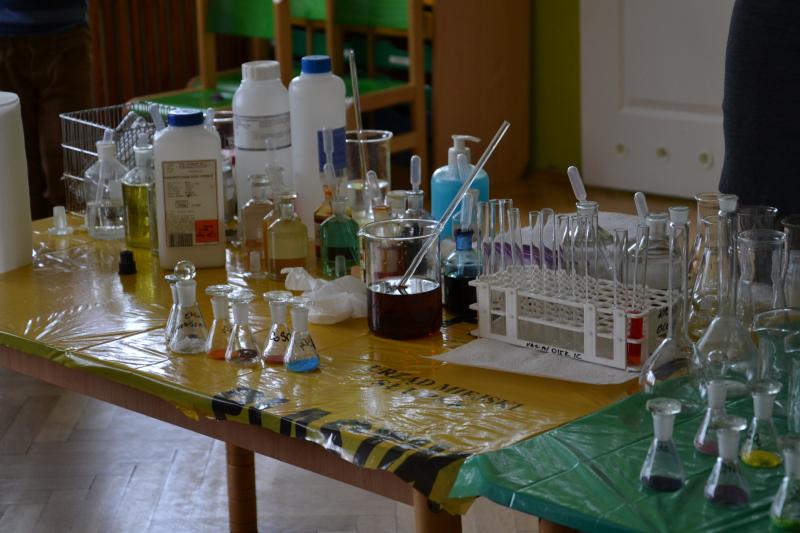 Laboratorium w przedszkolu.