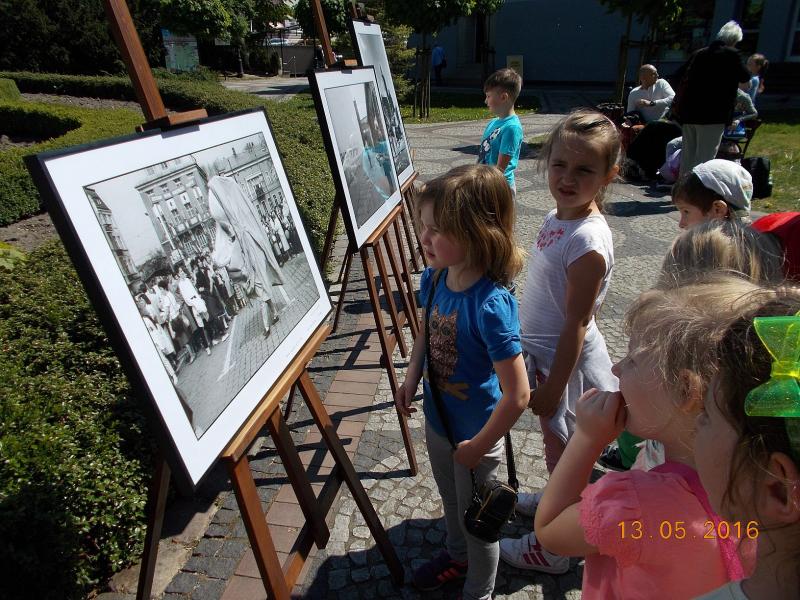 Z biblioteką przez Słupsk - spotkanie z Koszałkiem-Opałkiem; gr. IV; 13-05-2016