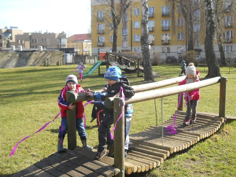Wieje wiosenny wietrzyk: gr. III; 25.03.2014