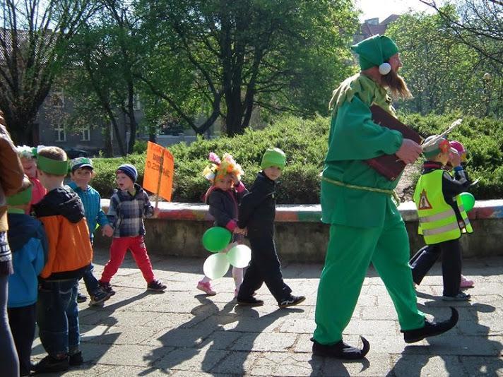 ,,MARSZ ZIELONYCH SKRZATÓW” ZORGANIZOWANY PRZEZ PRZEDSZKOLE MIEJSKIE NR 1 W SŁUPSKU 22.04.2014