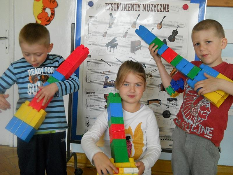 Muzyka jest wszędzie: gr. III; 12.05.2014