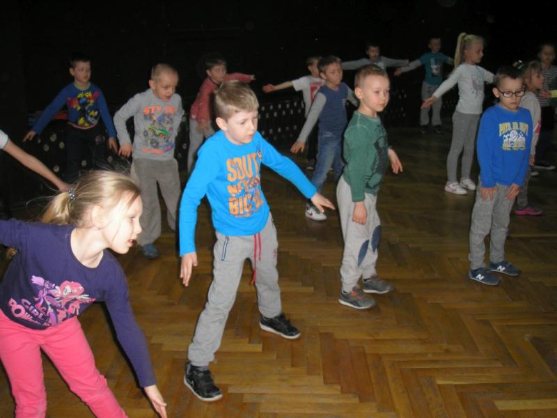 Salsa z plastyką cz. 2 – gr. IV; 24-04-2015