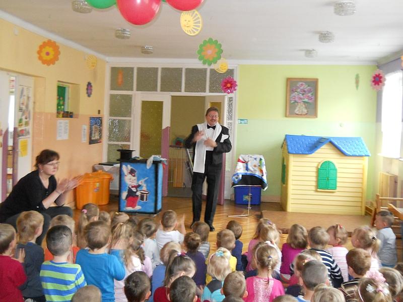 Magik w przedszkolu; 03.06.2014
