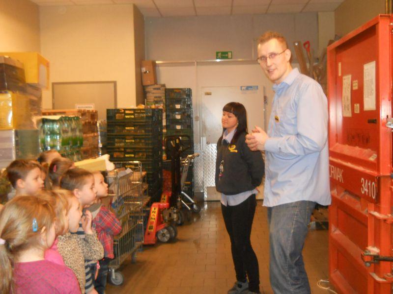 Z wizytą w NETTO: gr. III; 26.02.2014