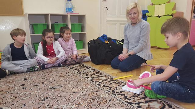 "Bo to bardzo ważna rzecz, żeby zdrowe zęby mieć"