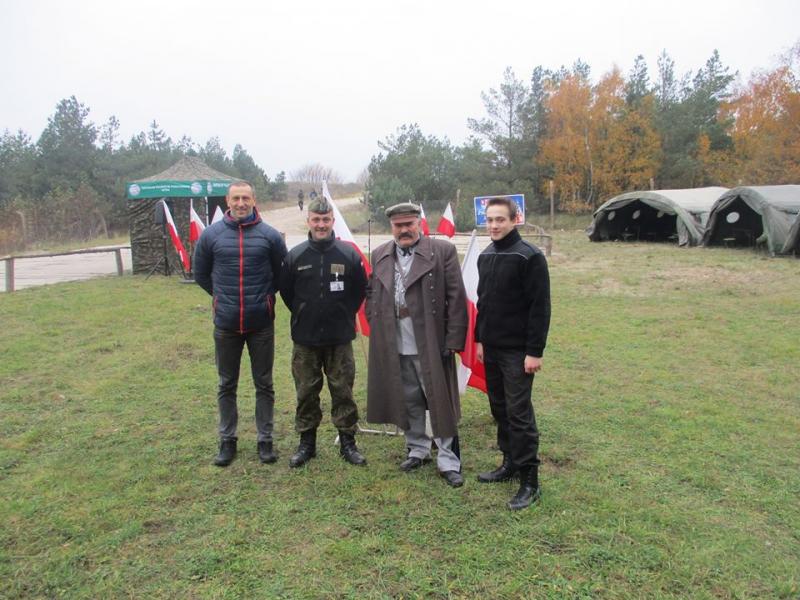 Sukces uczniów Policyjnego Liceum Ogólnokształcącego w XII Pomorskim Biegu Niepodległości