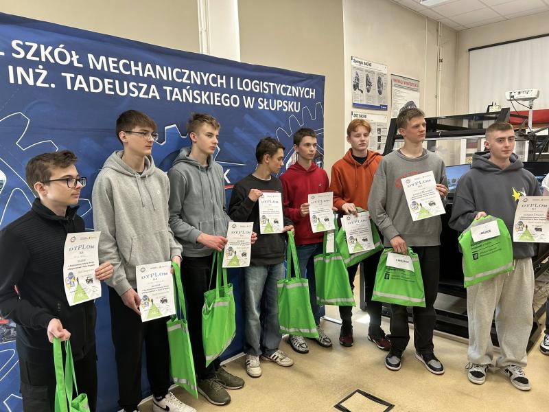 I miejsce w konkursie o bezpieczeństwie w ruchu drogowym w Technikum Mechanicznym w Słupsku!