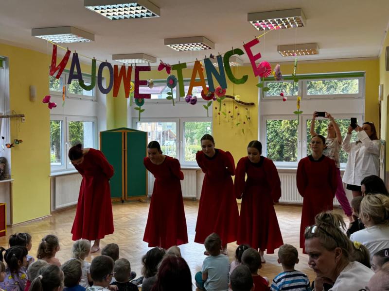 PRZEDSZKOLNY FESTIWAL TAŃCA